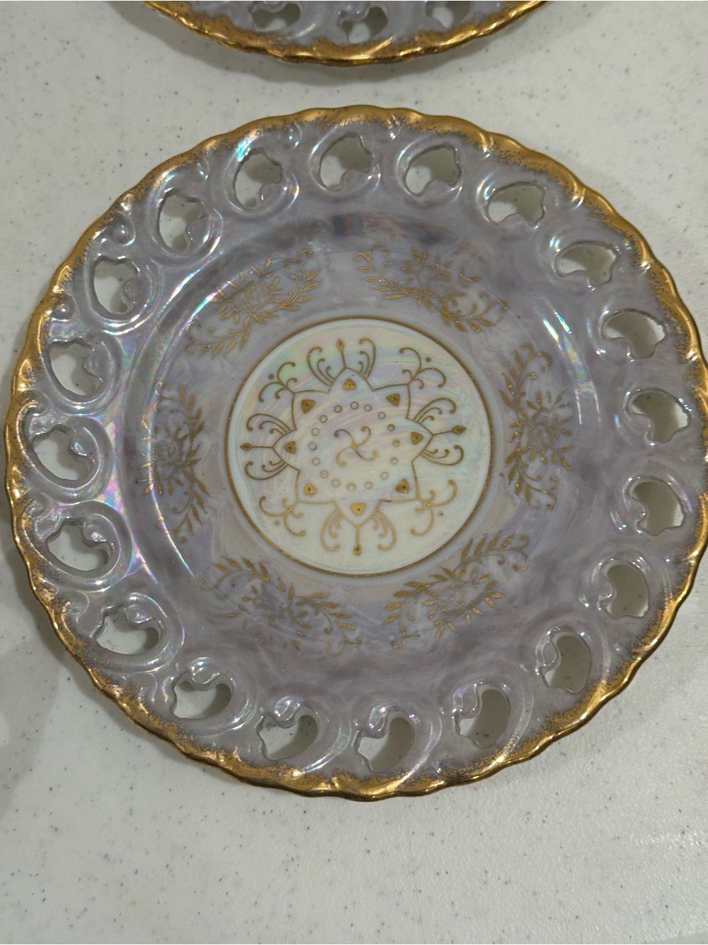 Vintage Kudo China Iridescent Lavender Decorative Gold Plate Set